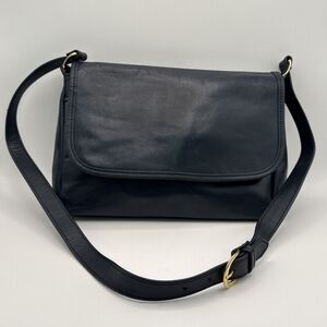 Vintage Ganson Made in Hong Kong Navy Blue Genuine Leather Shoulder Bag Purse